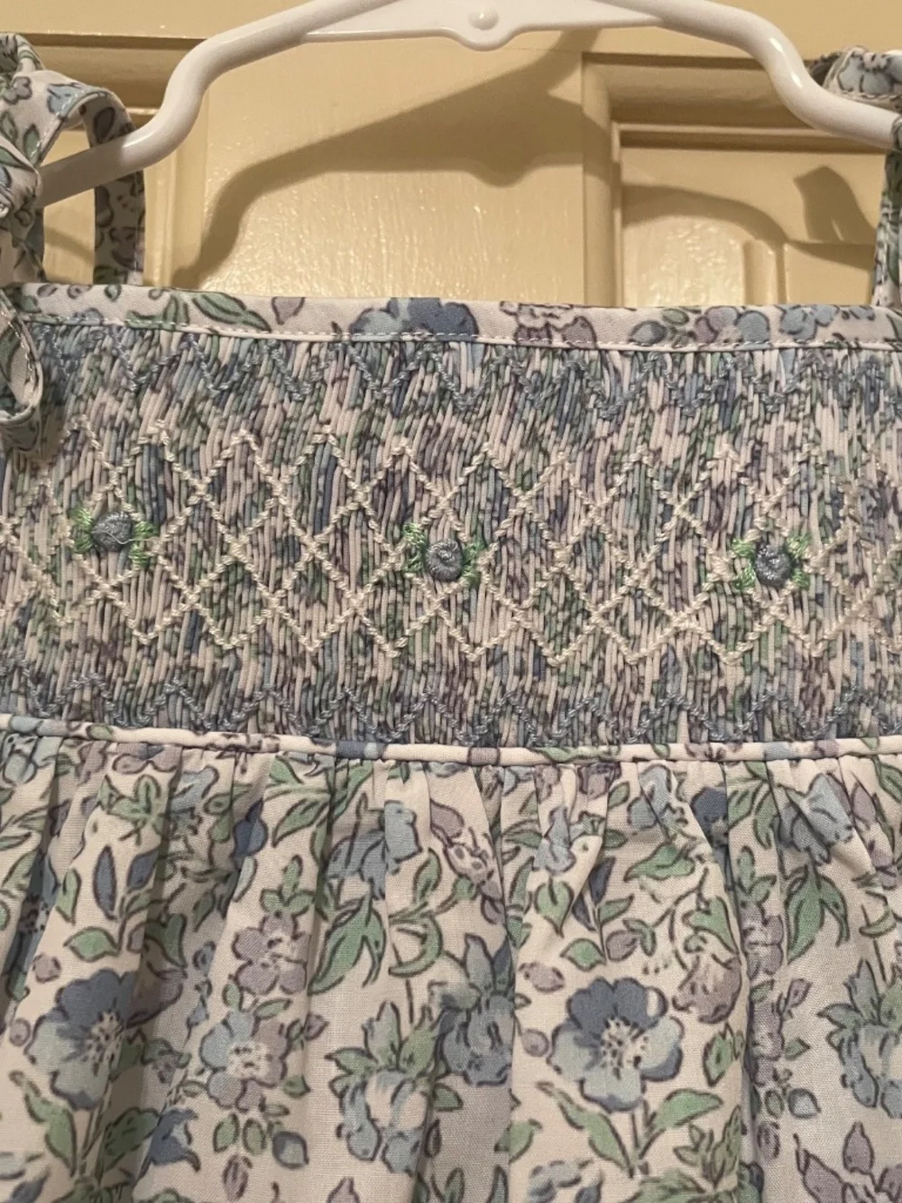 EUC Cecil and Lou Smocked Floral Bubble 3T